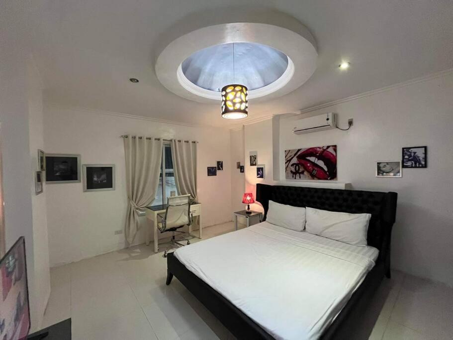Kandi Big 1 Bedroom King Bed, Free Housekeeping, Wi-Fi Angeles Exterior foto